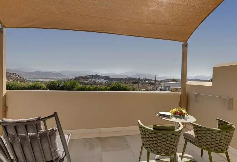 בית מלון כפרי Kouros Art