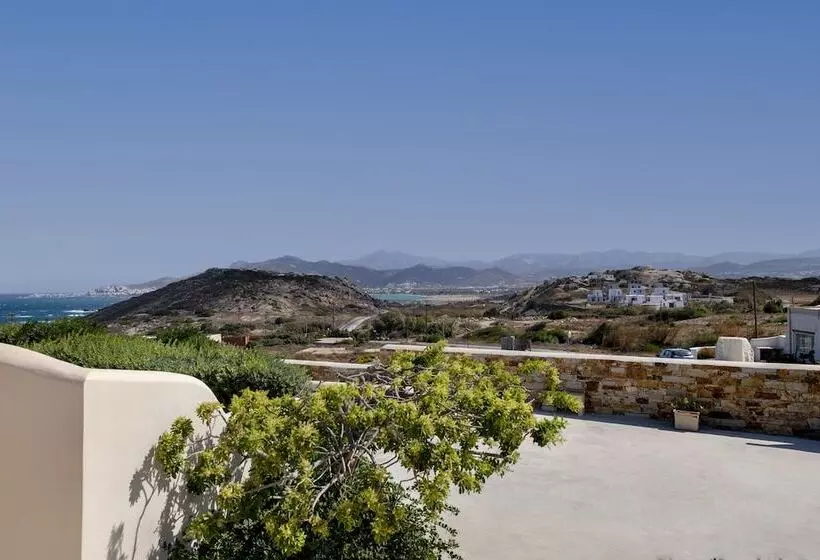 בית מלון כפרי Kouros Art