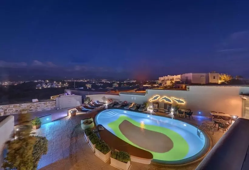 בית מלון כפרי Kouros Art