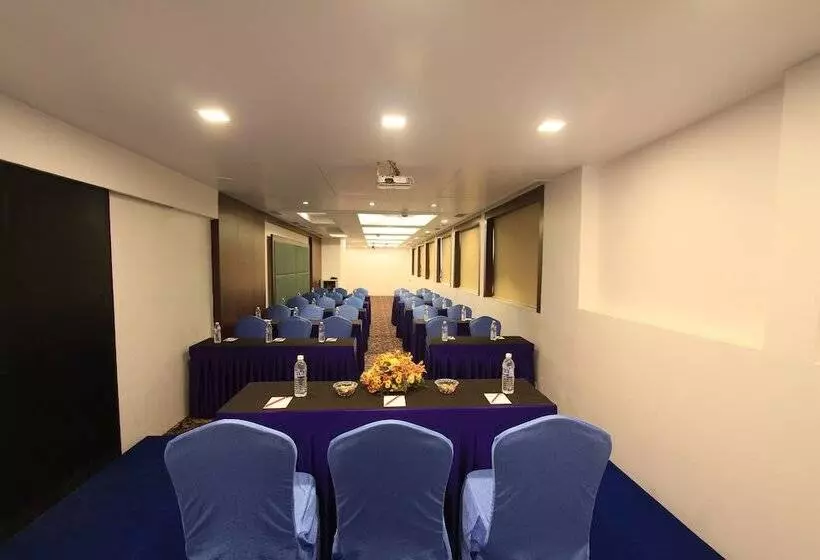 בית מלון כפרי La Woods