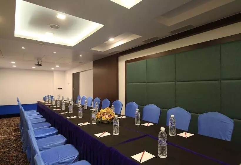 בית מלון כפרי La Woods