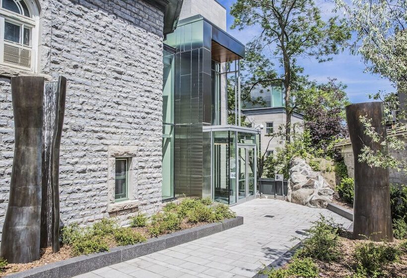 هتل Monastere Des Augustines