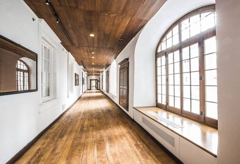 هتل Monastere Des Augustines