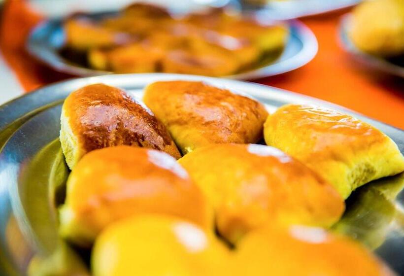 ホテル Piloes Palace