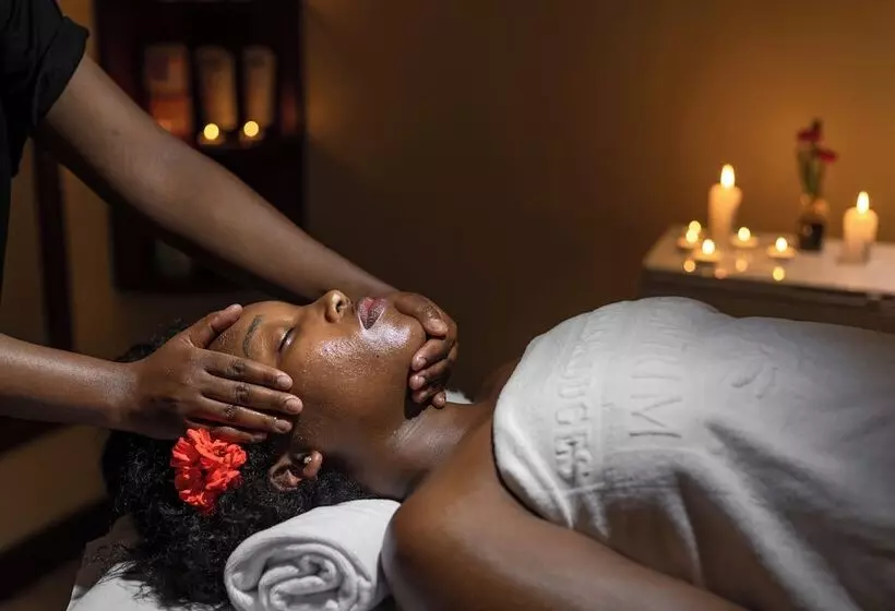 هتل Sentrim Amboseli Lodge