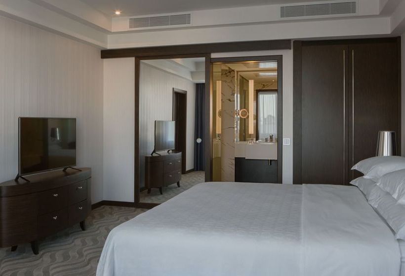 فندق Crowne Plaza Ufa  Congress , An Ihg