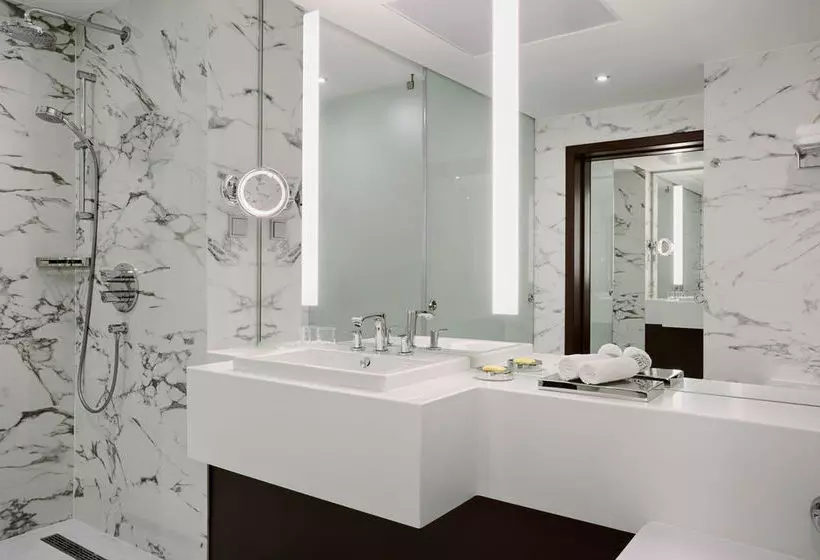 בית מלון כפרי Crowne Plaza Ufa  Congress , An Ihg