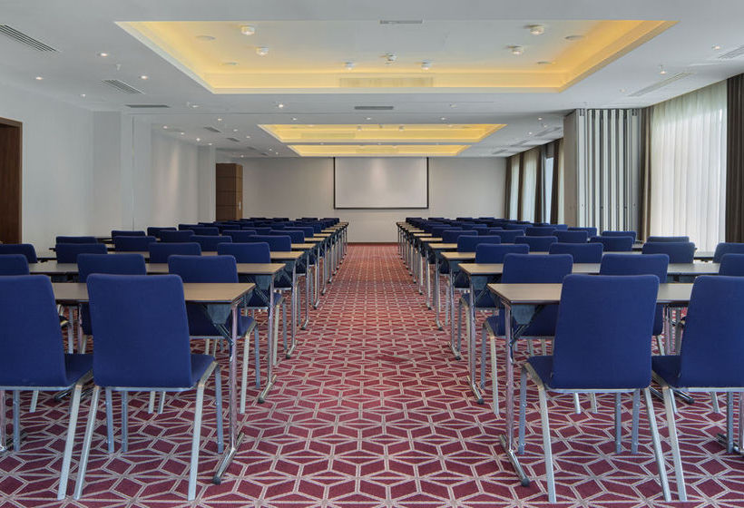 فندق Crowne Plaza Ufa  Congress , An Ihg