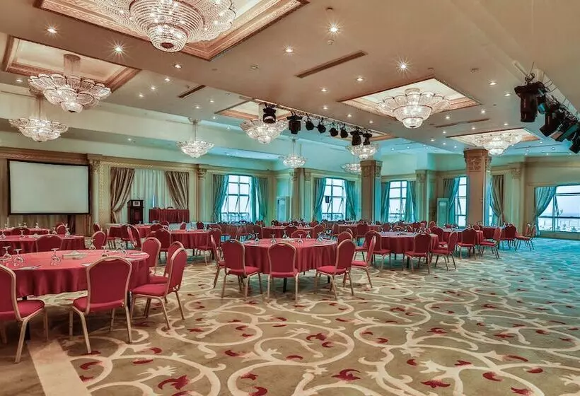 هتل Sunrise Alex Avenue