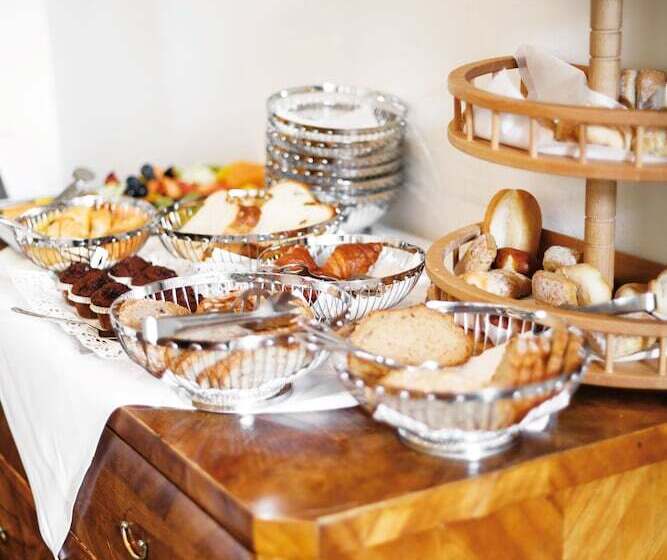 Отель Kuroase Im Kloster