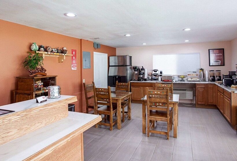 Мотель Econolodge Phillipsburg