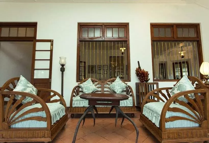 Mountbatten Bungalow