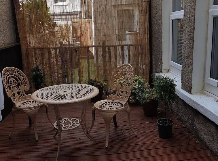 膳宿费 The Senarth