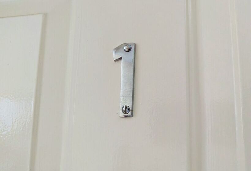 膳宿费 The Senarth