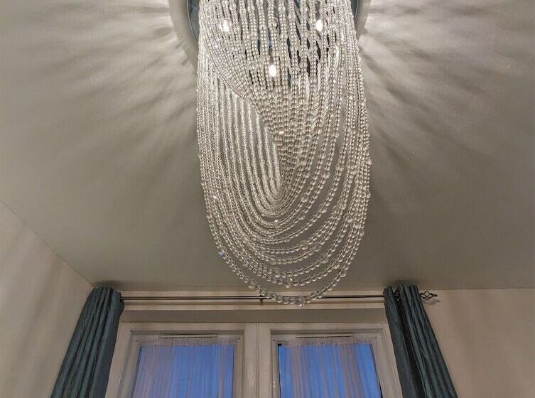 膳宿费 The Senarth