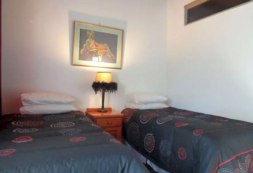 Majatalo Treetops & Treats Guest House