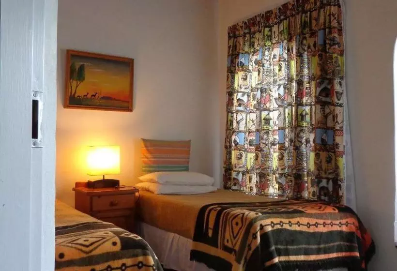 Majatalo Treetops & Treats Guest House