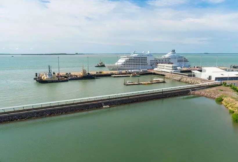 Barefoot Beach Apartment Darwin Waterfront