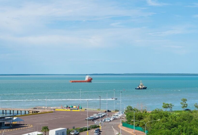 Barefoot Beach Apartment Darwin Waterfront