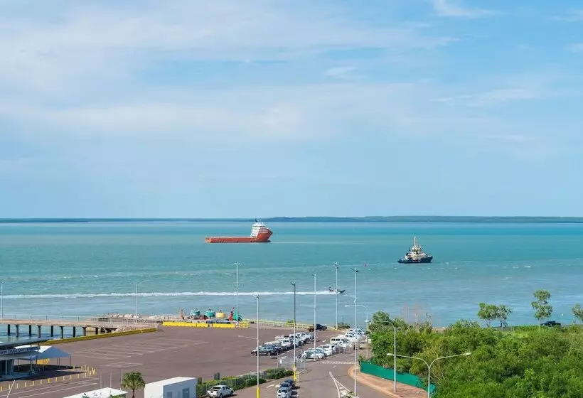 Barefoot Beach Apartment Darwin Waterfront
