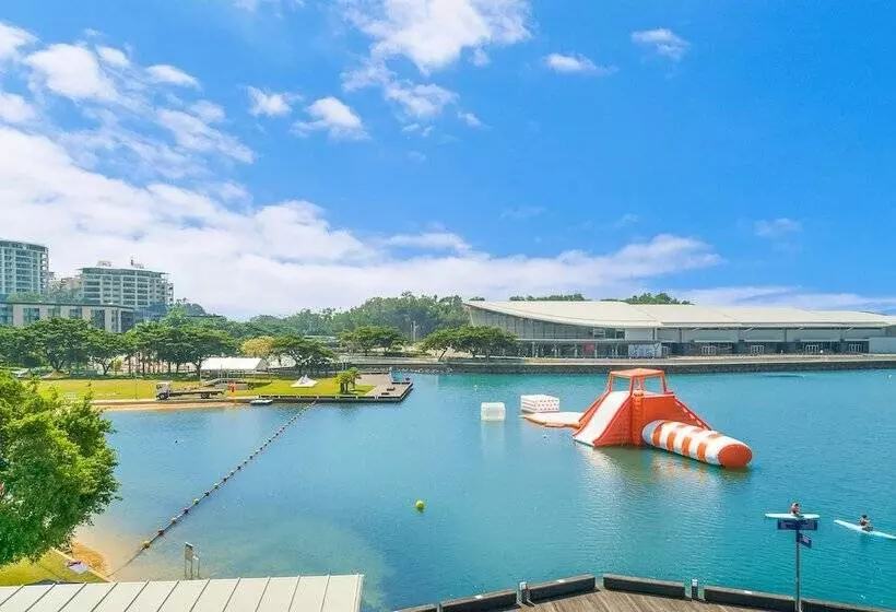 Barefoot Beach Apartment Darwin Waterfront