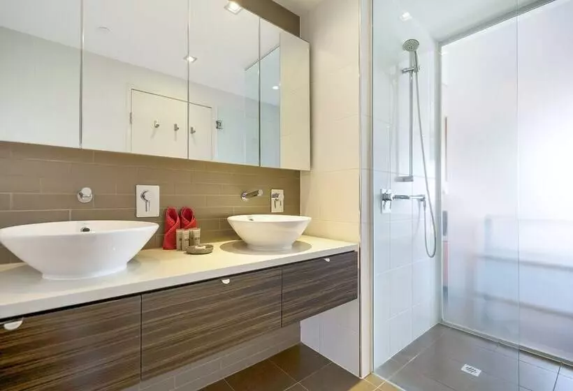 Barefoot Beach Apartment Darwin Waterfront