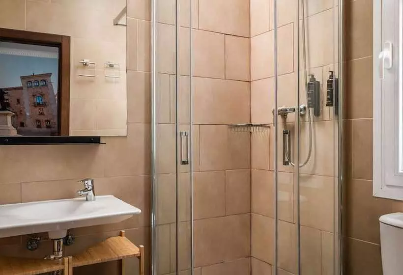 مسافرخانه Bypillow The Citadel