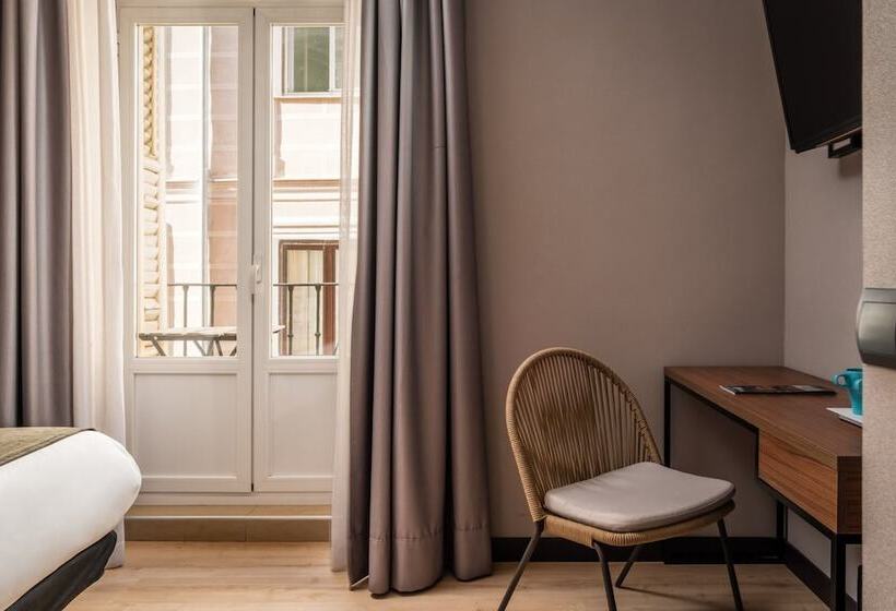 مسافرخانه Bypillow The Citadel