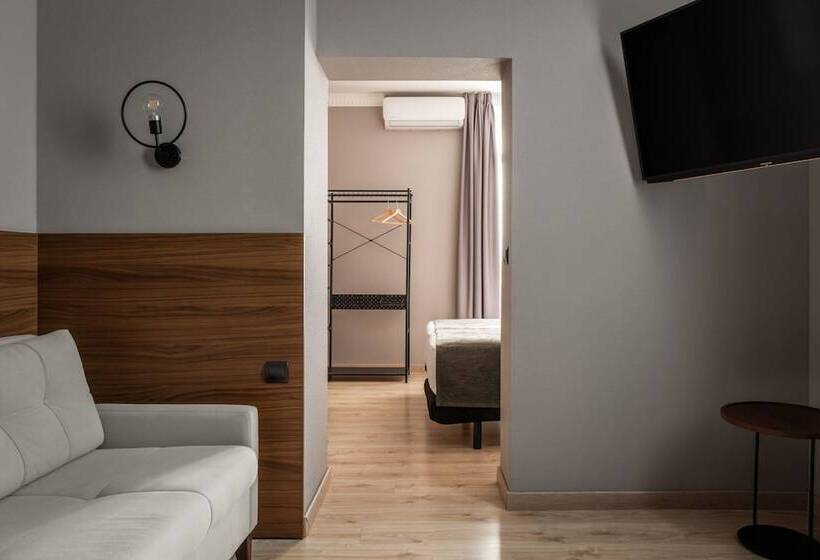 مسافرخانه Bypillow The Citadel