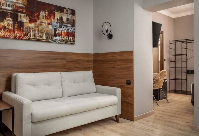 مسافرخانه Bypillow The Citadel