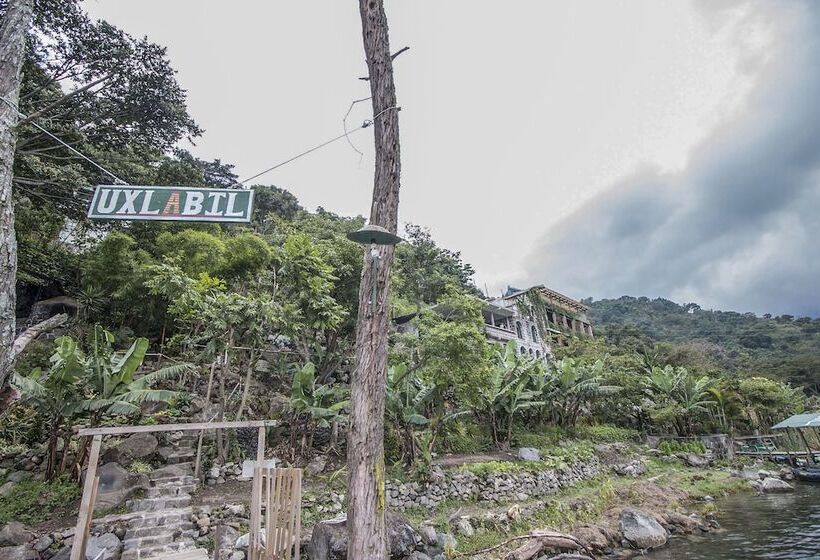 Eco Hotel Uxlabil Atitlan