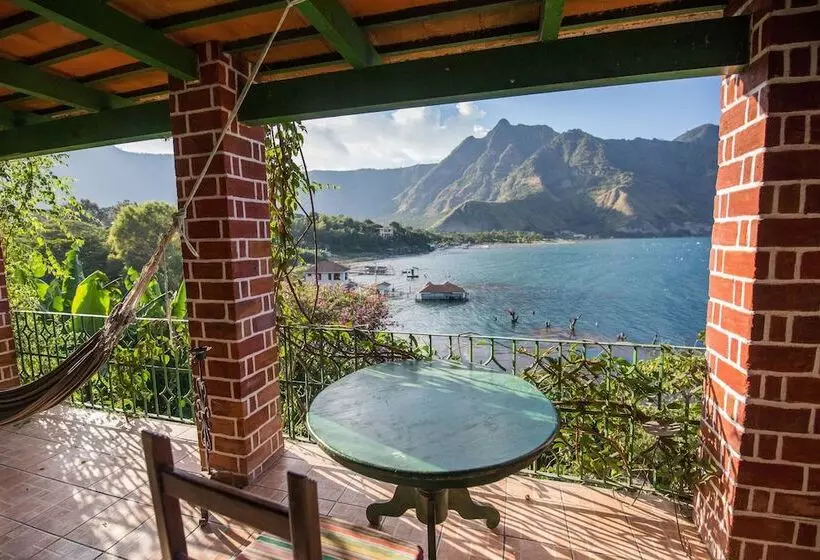 Eco Hotel Uxlabil Atitlan