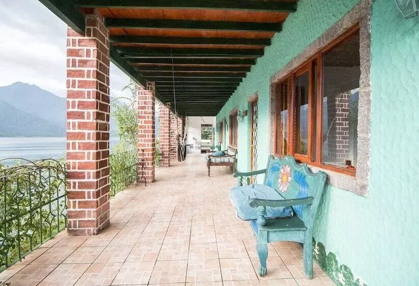 Eco Hotel Uxlabil Atitlan