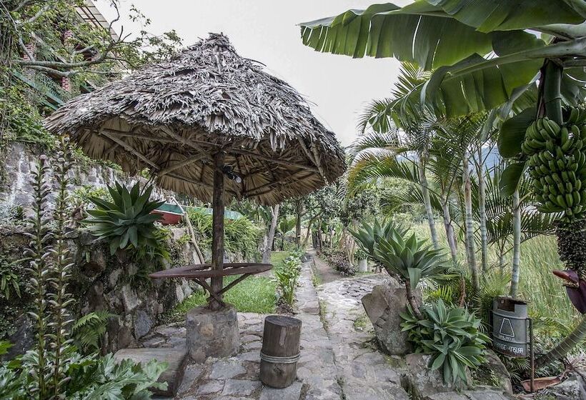 Eco Hotel Uxlabil Atitlan