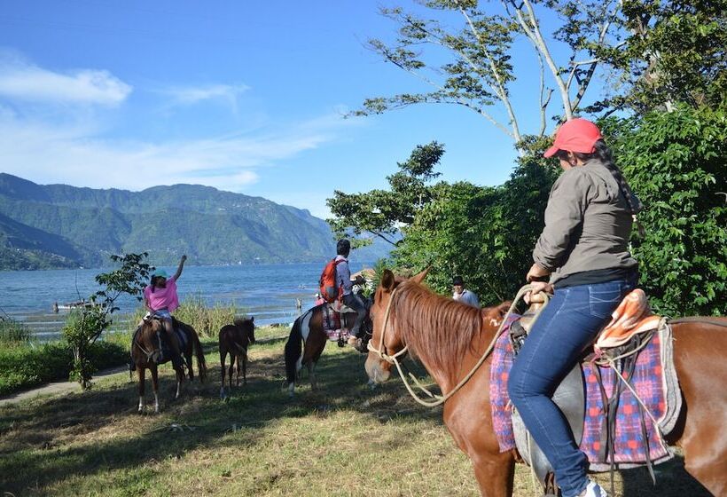 Eco Hotel Uxlabil Atitlan