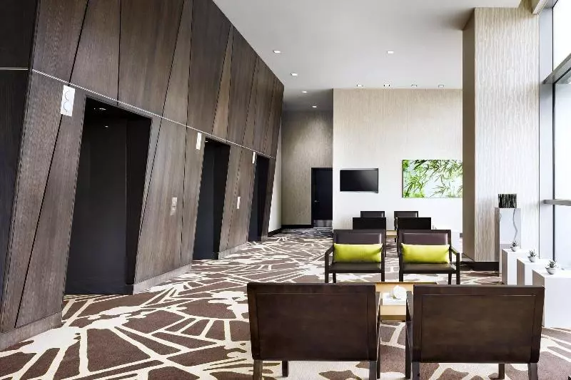 فندق Element By Westin Vancouver Metrotown