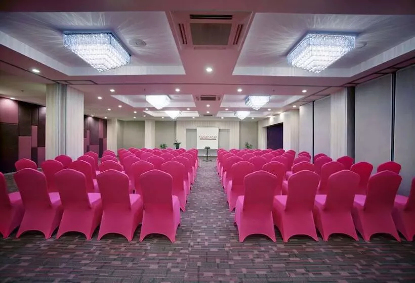 Favehotel Langko Mataram   Lombok