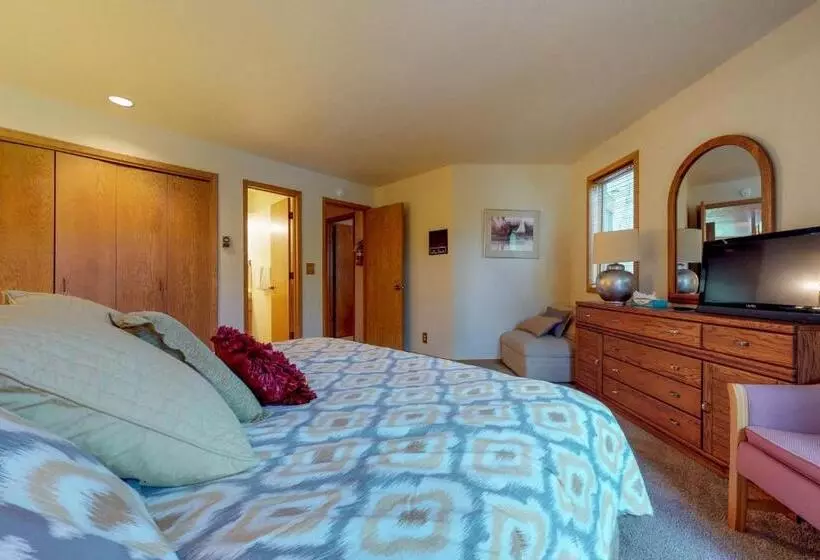 בית מלון כפרי Frostfire Condominiums B19