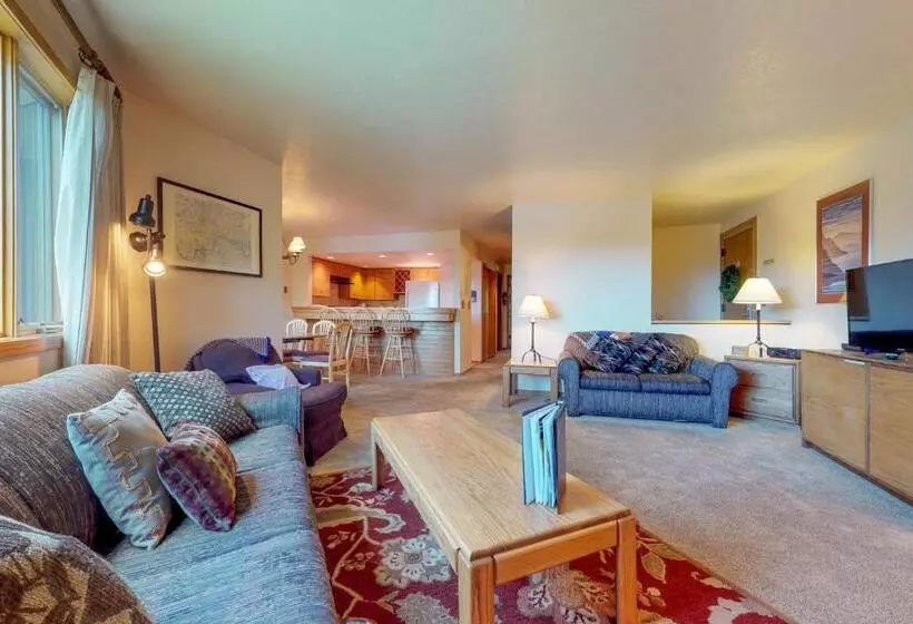 בית מלון כפרי Frostfire Condominiums B19