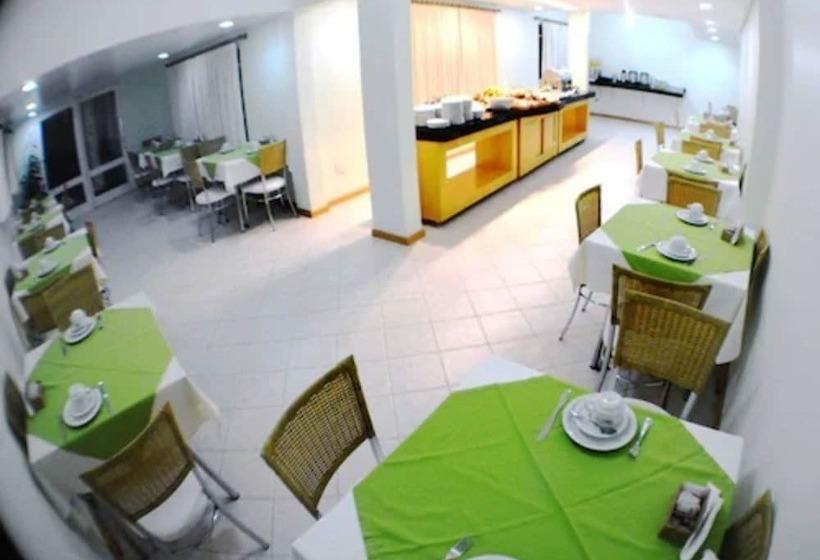 Golden Hotel   O Mais Central   Pet Friendly