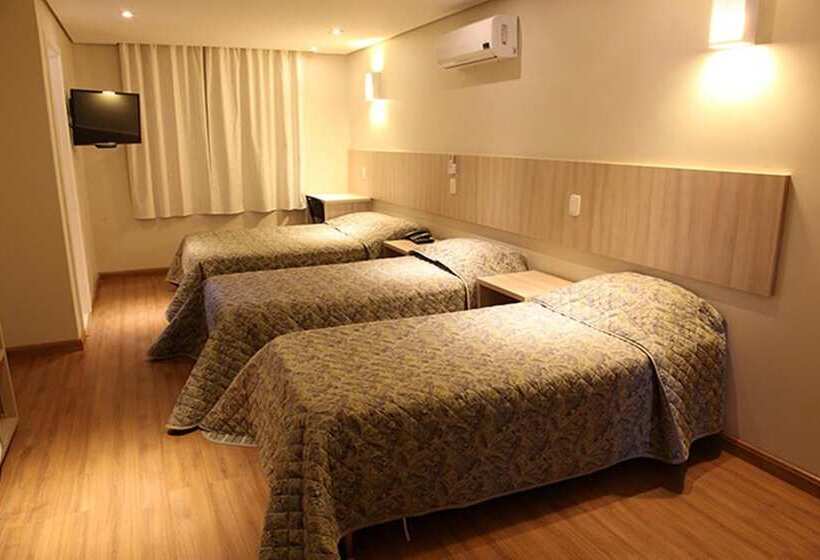 Golden Hotel   O Mais Central   Pet Friendly