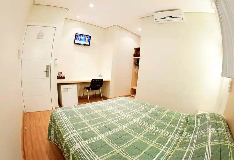 Golden Hotel O Mais Central Pet Friendly