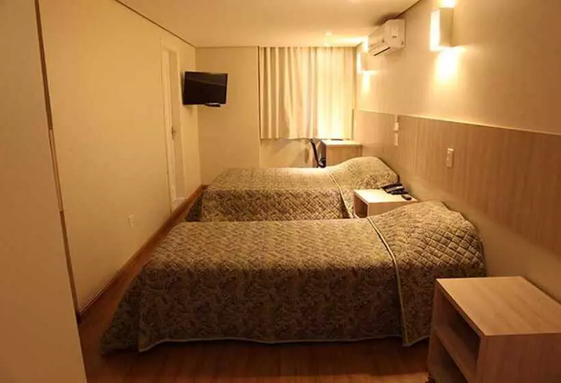 Golden Hotel O Mais Central Pet Friendly