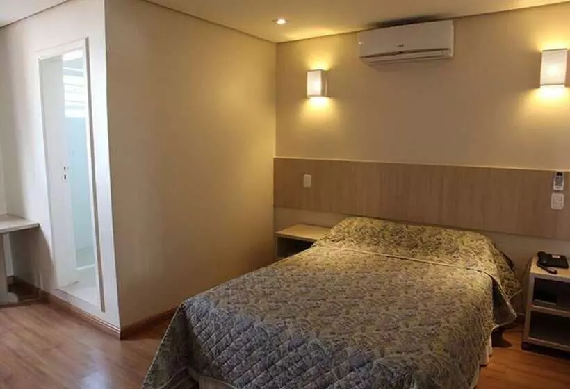 Golden Hotel O Mais Central Pet Friendly