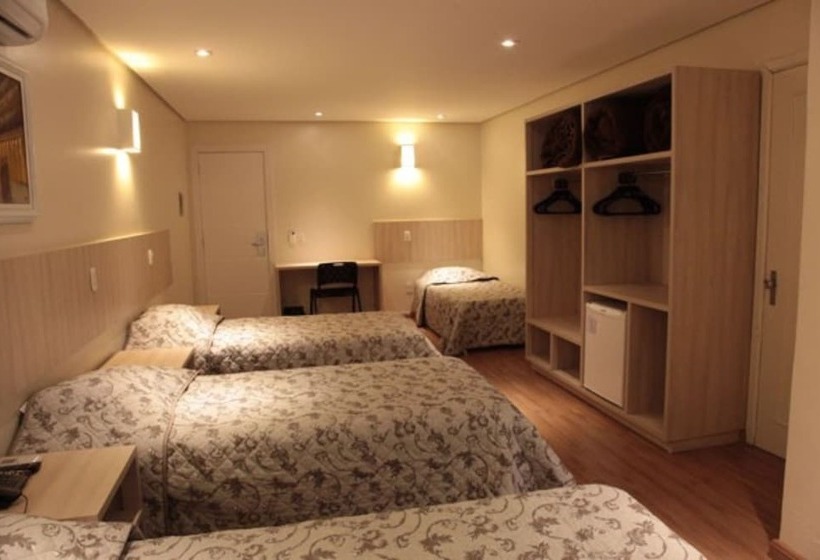 Golden Hotel   O Mais Central   Pet Friendly