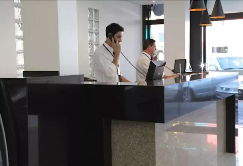 Golden Hotel O Mais Central Pet Friendly