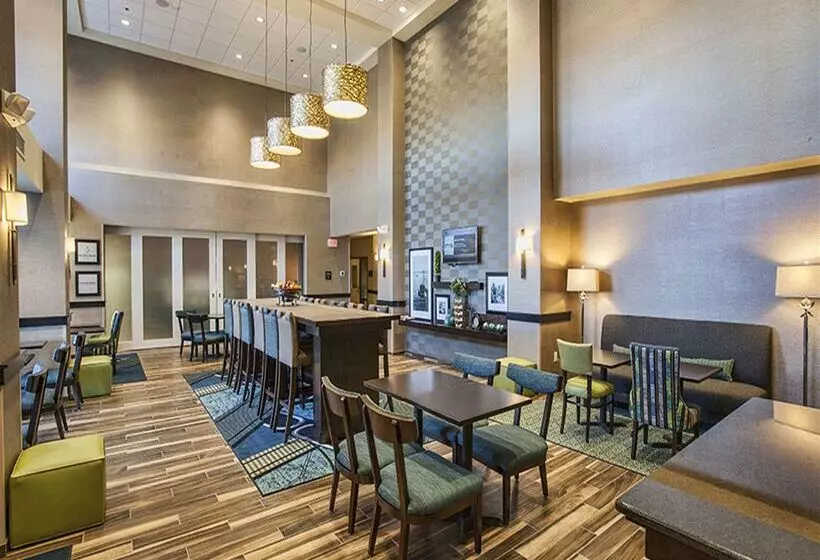 호텔 Hampton Inn Hibbing