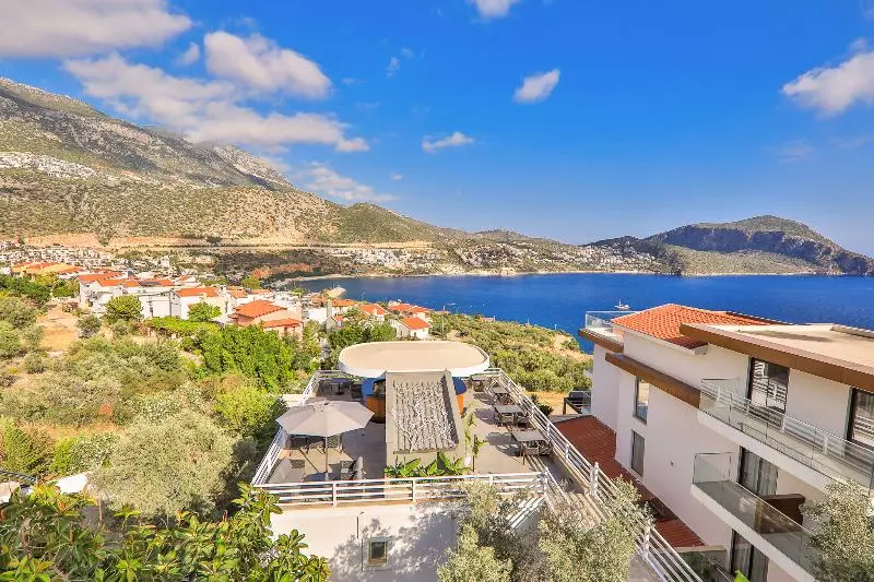 هتل Kalkan Saray Suites   Adults Only
