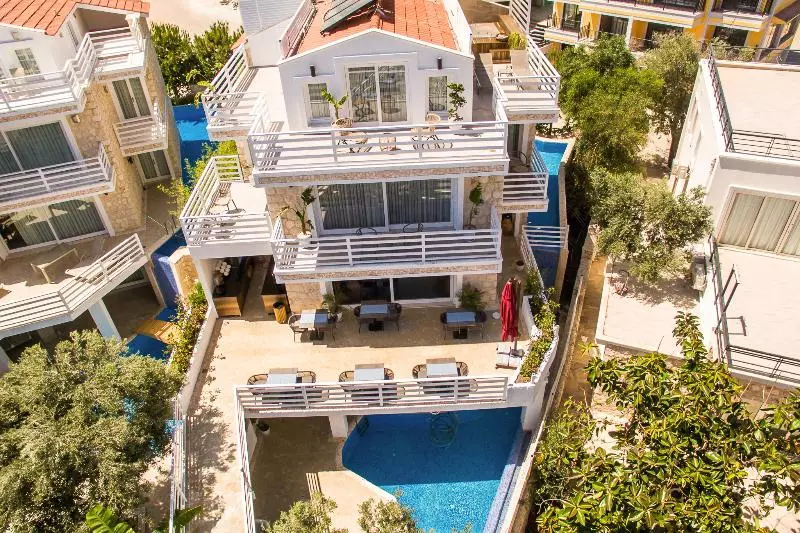 هتل Kalkan Saray Suites   Adults Only