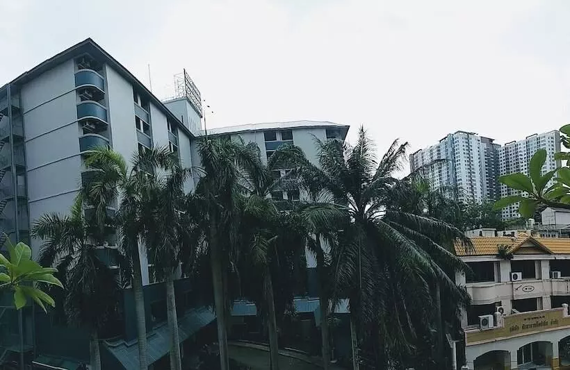 ホテル Komol Residence Bangkok